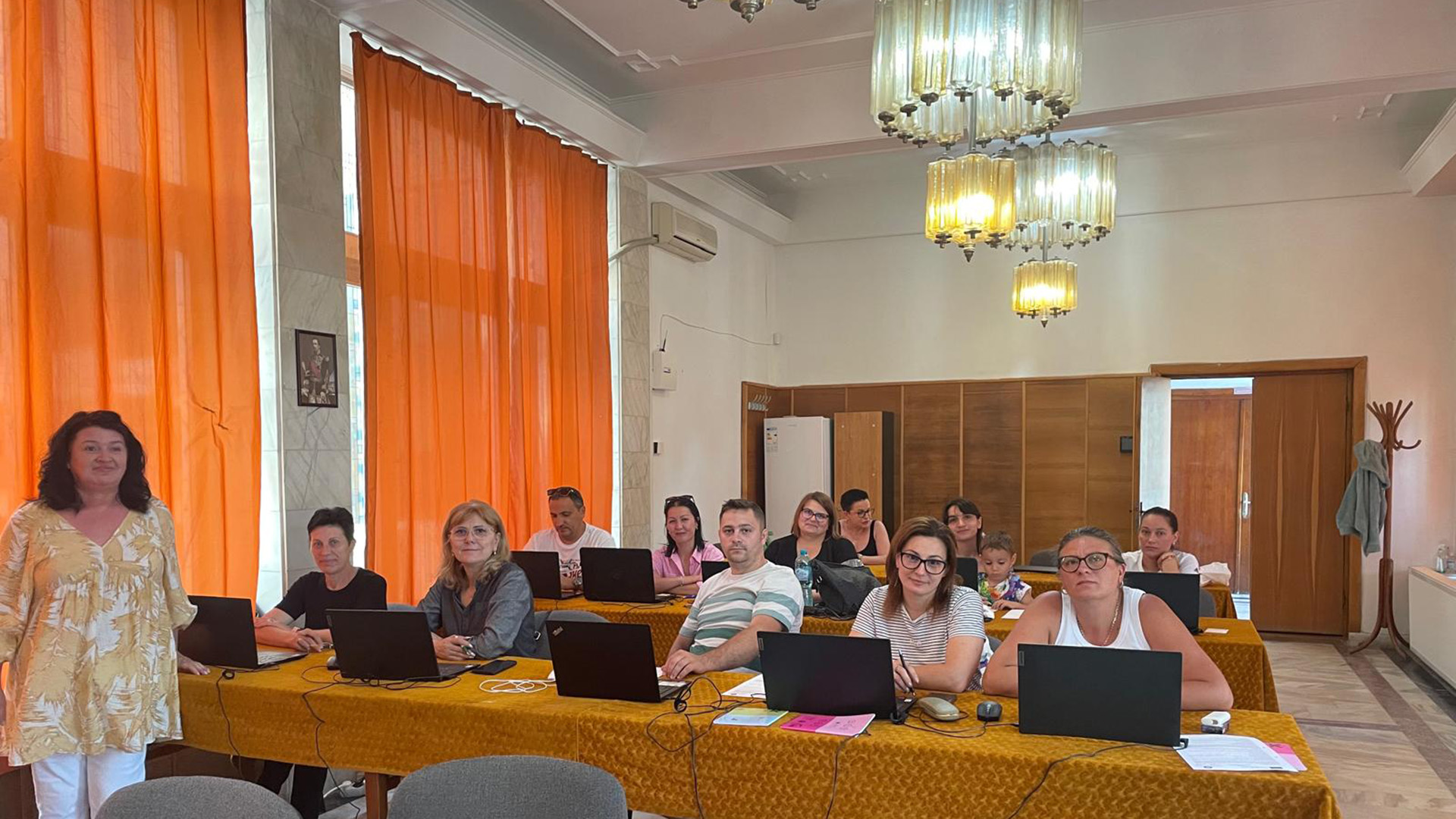 ANGAJAȚI DIN MEDGIDIA CERTIFICAȚI ÎN COMPETENȚE IT ESENȚIALE PRIN CURSUL OPERATOR CALCULATOR ELECTRONIC ȘI REȚELE